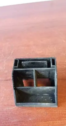 BMW 5 E60 E61 Radiator mount bracket 7542517