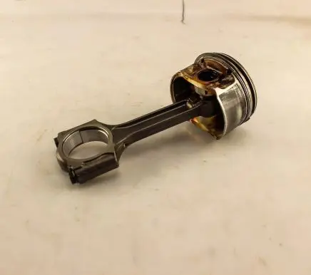 Piston