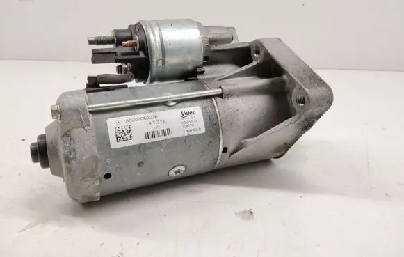 Mercedes-Benz Vito Viano W447 Starter motor A0009060226 208776