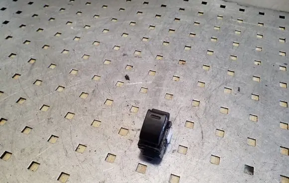 Toyota Prius (XW20) Electric window control switch