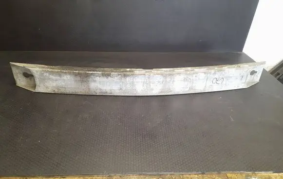 Volvo C70 Front bumper cross member