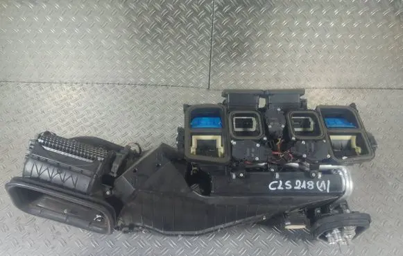 Mercedes-Benz CLS C218 X218 Interior heater climate box assembly 