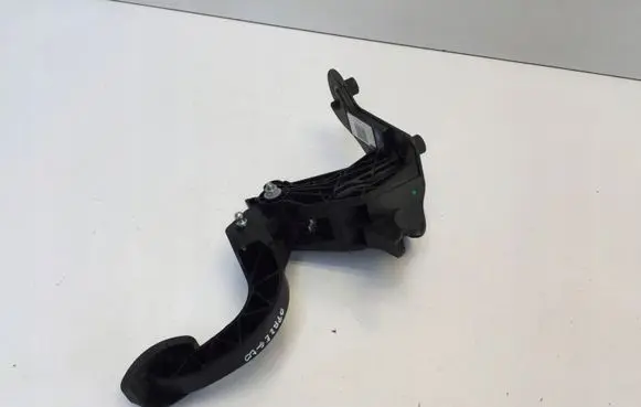 Clutch pedal