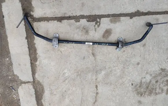 BMW 7 F01 F02 F03 F04 Front anti-roll bar/sway bar 15008111