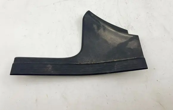 Mercedes-Benz E W212 Rear sill trim cover 2126860536