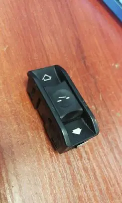 BMW 5 E39 Sunroof switch 8352182