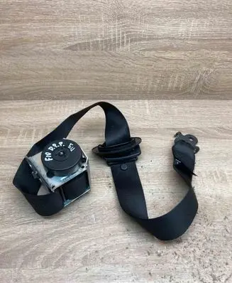 BMW 5 F10 F11 Front seatbelt 610126200B 615387100E
