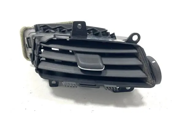 Chevrolet Volt I Dash center air vent grill 25937427 SP16913