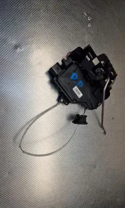 Audi A4 S4 B6 8E 8H Front door lock 8E1837016C