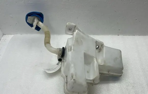 Skoda Kamiq Windshield washer fluid reservoir/tank 2Q0955453F