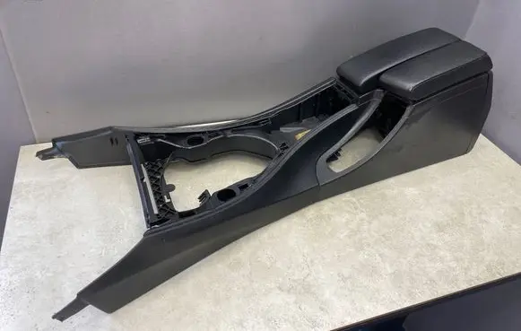 BMW 3 E90 E91 Armrest 7075357 58450713 E116233121