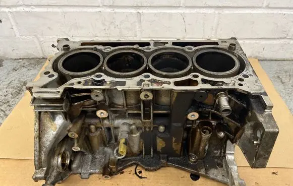 Mercedes-Benz CLA C118 X118 Engine block 110116806 R2820111200
