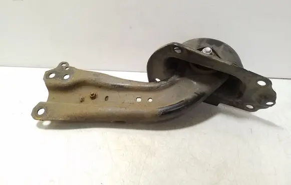 Rear upper control arm/wishbone