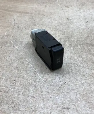 Toyota Avensis T250 Windscreen/window heater switch 153337