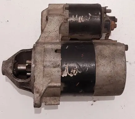 Mercedes-Benz A W168 Starter motor 0051512101 D7F8 4300P