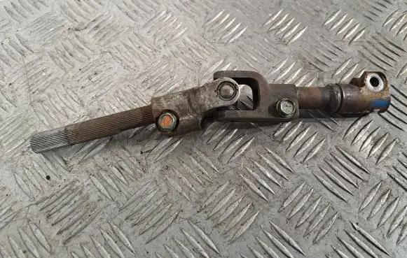Toyota Corolla Verso AR10 Steering column universal joint 452600F021