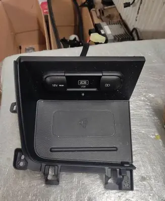 KIA Niro Wireless charging module 9556005100 19178606 KP240059