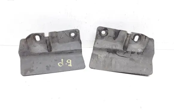 Ford Kuga I Rear mudguard 8V4111779BA 8V4111778BA