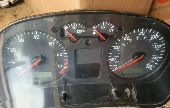 Volkswagen Golf IV Speedometer (instrument cluster) 1J0920925A 110080077006