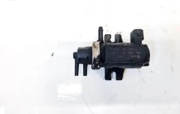 Audi A4 S4 B5 8D Turbo solenoid valve 1h0905627 7.21903.20