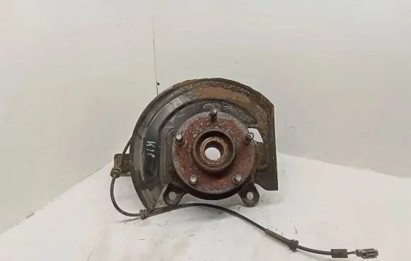 Nissan Qashqai+2 Front wheel hub spindle knuckle 40915JD040 47910JD000
