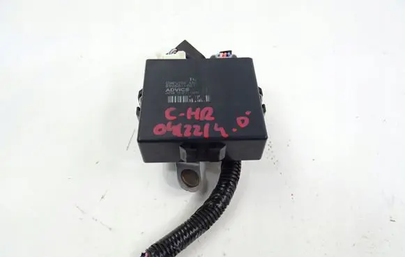 Toyota C-HR I Hand brake control module 8905010010