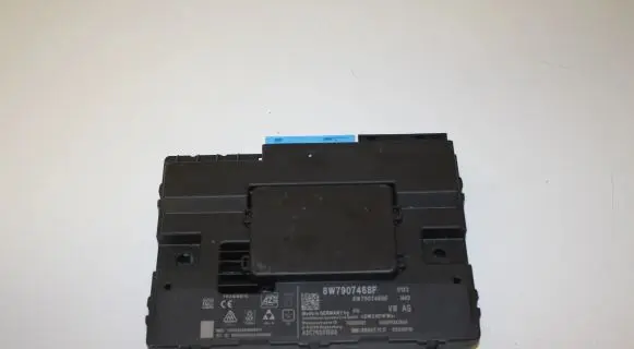 Audi A4 S4 B9 Gateway control module 8W7907468F 8W7907468E