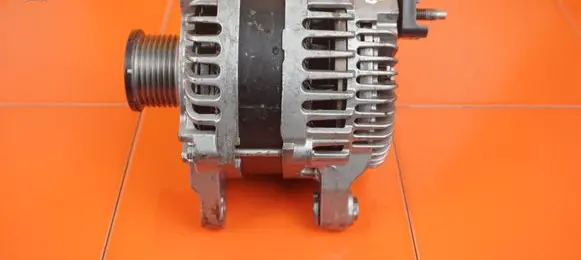 Renault Trafic III (X82) Generator/alternator R9M413 18MB34