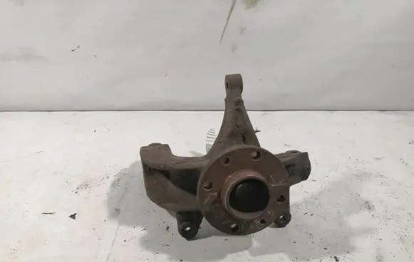 Renault Megane II Front wheel hub spindle knuckle