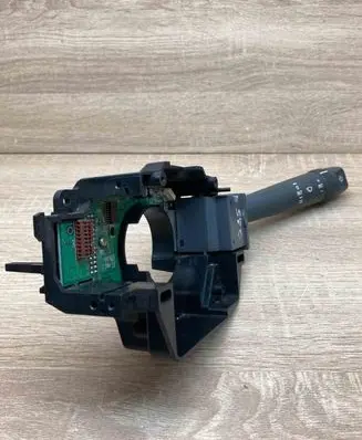 Volvo S80 Wiper control stalk 9452577