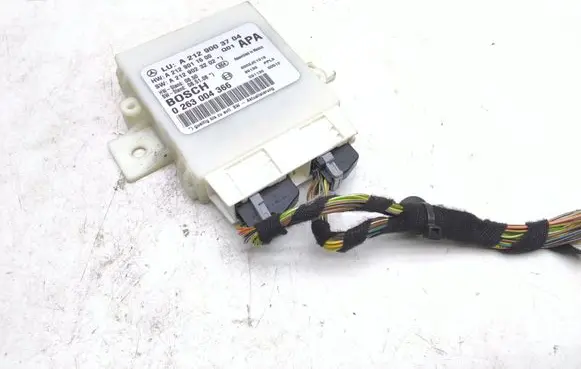 Mercedes-Benz E A207 Parking PDC control unit/module A2129003704 A2129011500 A2129023202