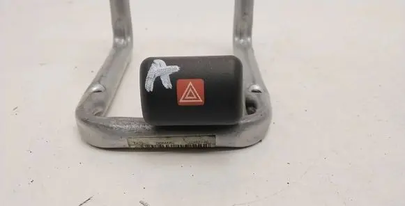 Opel Zafira A Hazard light switch 90589837 091044894400
