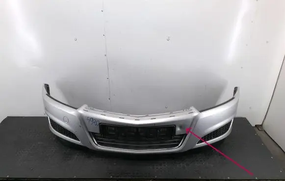 Opel Astra H Front bumper 
