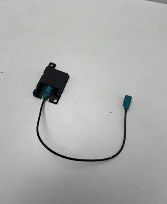 BMW 5 E60 E61 Bluetooth antenna 6928461 921800004
