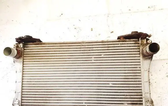Toyota Avensis T270 Intercooler radiator jd1271003521 jd127100-3521