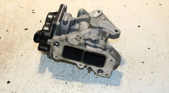 Audi A4 S4 B8 8K EGR valve 29048755