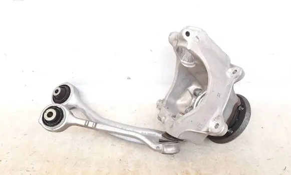BMW X3M F97 Front wheel hub 8067436 31218067436
