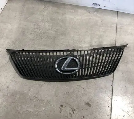 Front bumper upper radiator grill