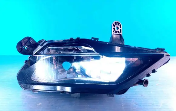 Opel Astra K Front fog light 39217864 662588537