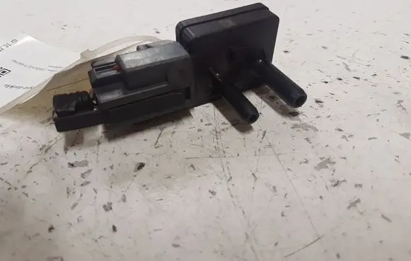 Volvo S60 Exhaust gas pressure sensor 6G9N5L200GAF