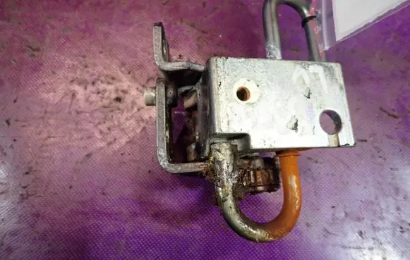 Front door hinge set