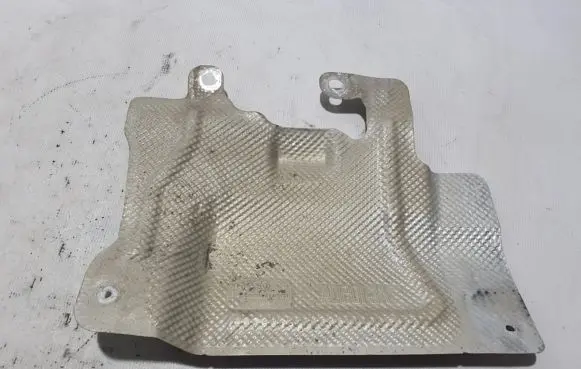 Renault Master III Exhaust heat shield 747612090R