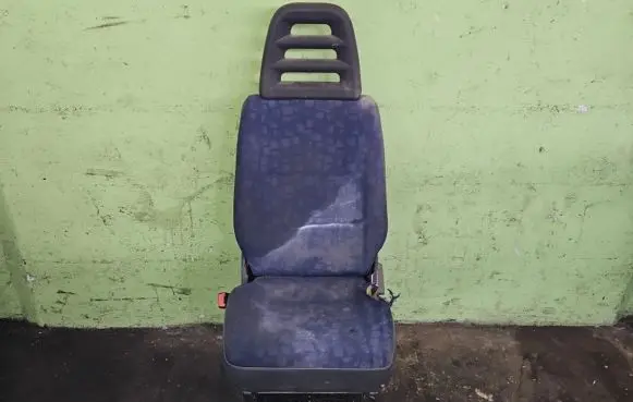 Iveco Daily 3rd gen Front driver seat IMPRK1403678