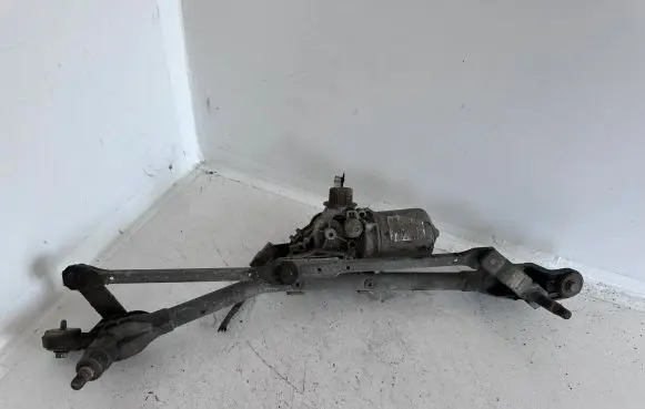 Renault Megane III Front wiper linkage and motor 9259072
