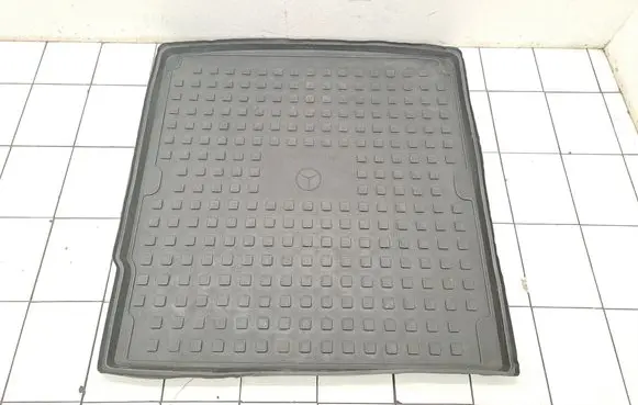 Trunk/boot mat liner