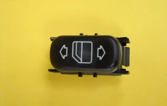 Mercedes-Benz S W220 Electric window control switch 2208201210
