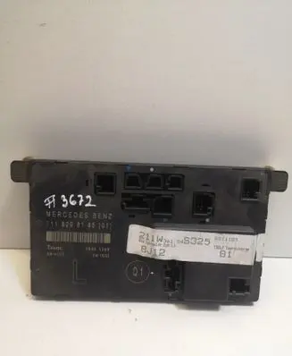 Mercedes-Benz E W211 Door control unit/module 2118208185