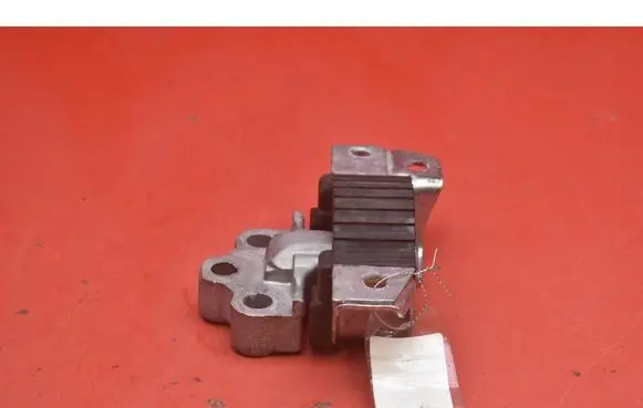 Alfa Romeo Mito Engine mount vacuum valve 