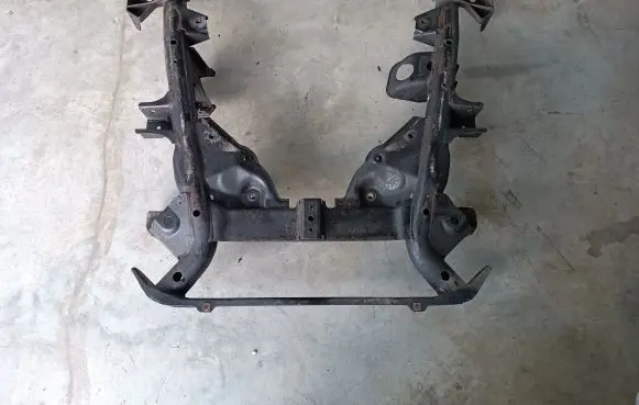 BMW X3 E83 Front subframe