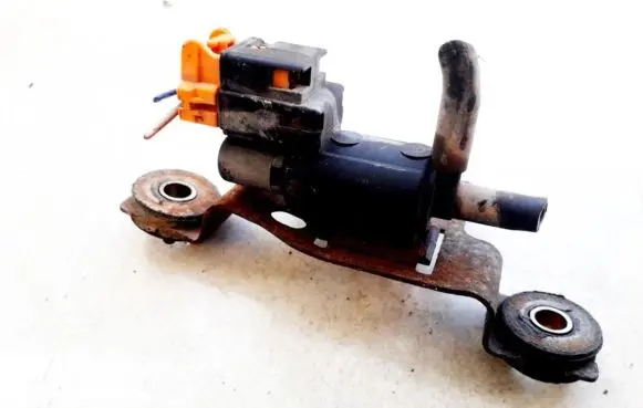 Mazda 323 Turbo solenoid valve